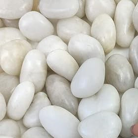 High Polished White Pebbles 20-25 KG Bag 3-5cm – image 3