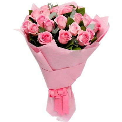 Fresh Pink Roses and Bouquet – image 9
