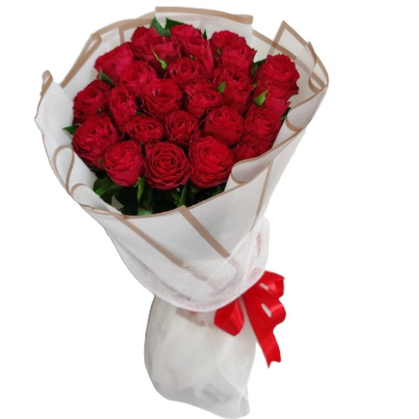 Fresh Red Roses and Bouquet – image 16