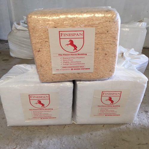 Pine Flakes, Shavings, Horse Bedding 14KG – image 2