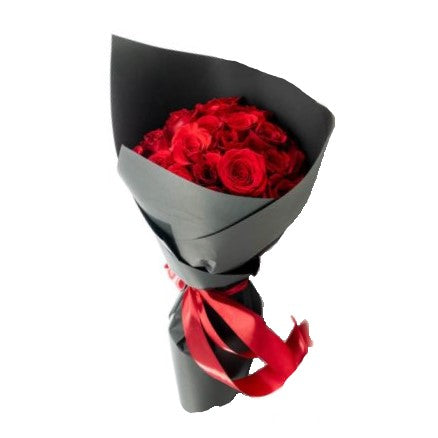 Fresh Red Roses and Bouquet – image 14